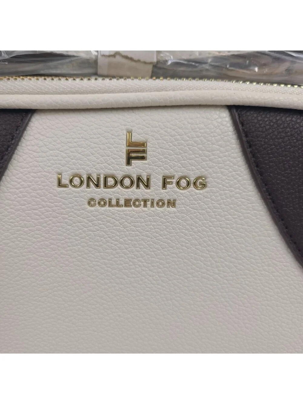 NEW London Fog Buttercream Judy Bowler Camera Crossbody Bag With Gold Accents - Picture 3 of 10